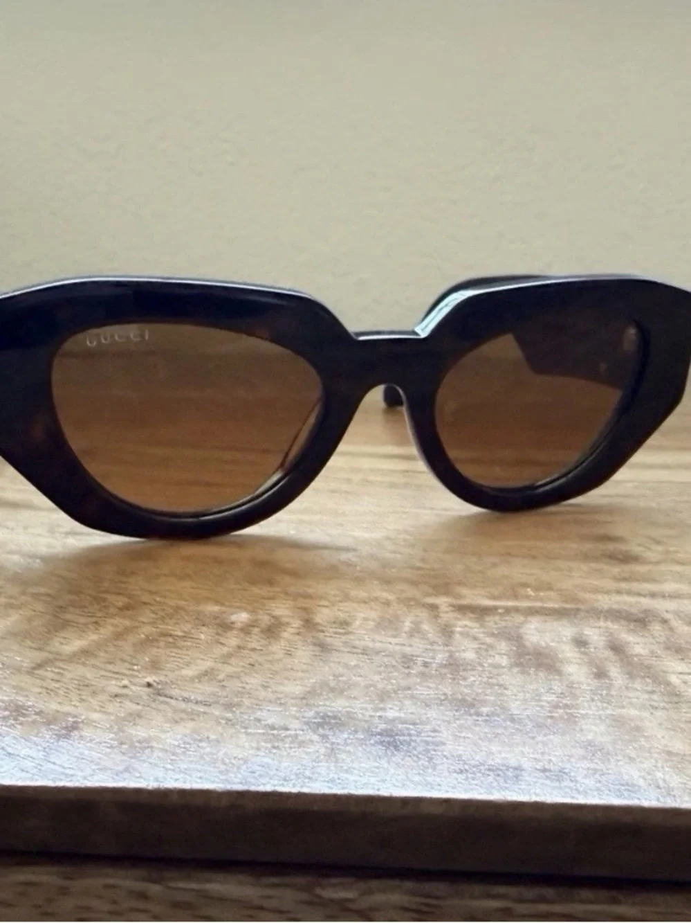 Gucci Black Cat-Eye Sunglasses with Gold GG Logo